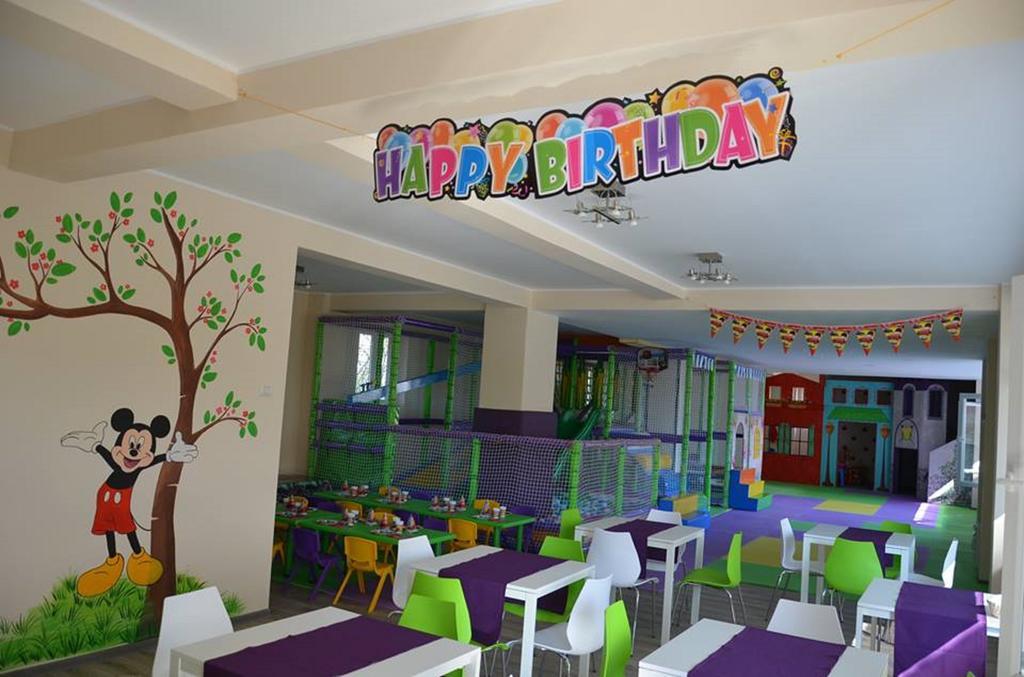 Hotel Nova Residence Popesti-Leordeni Ngoại thất bức ảnh