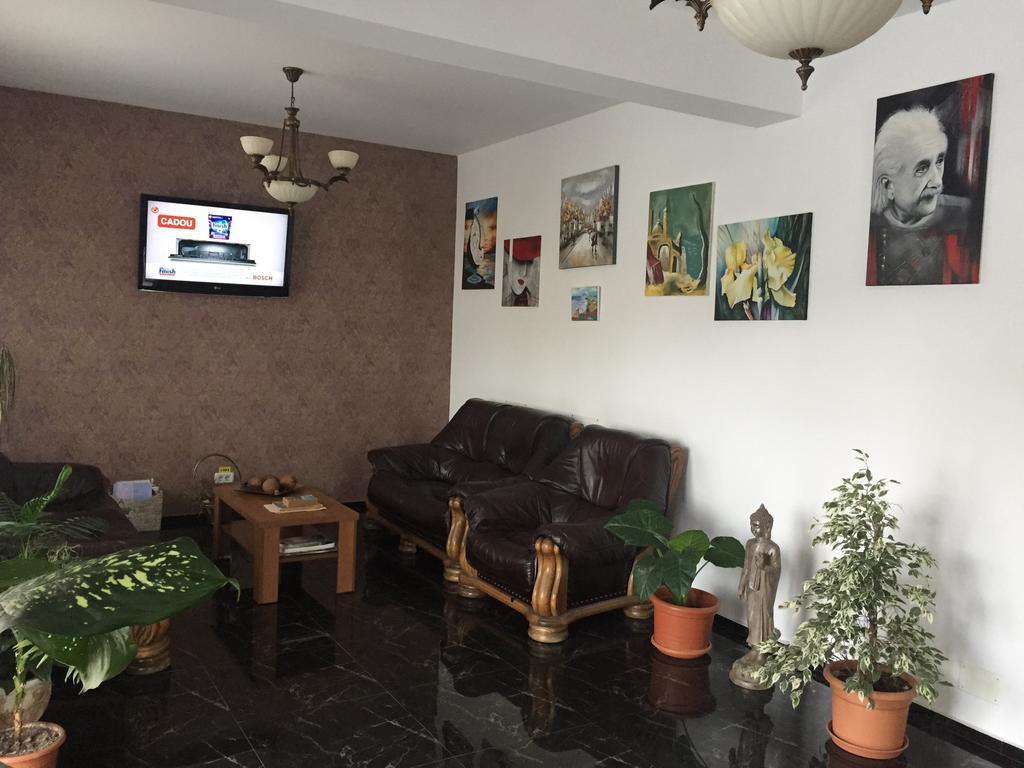 Hotel Nova Residence Popesti-Leordeni Ngoại thất bức ảnh