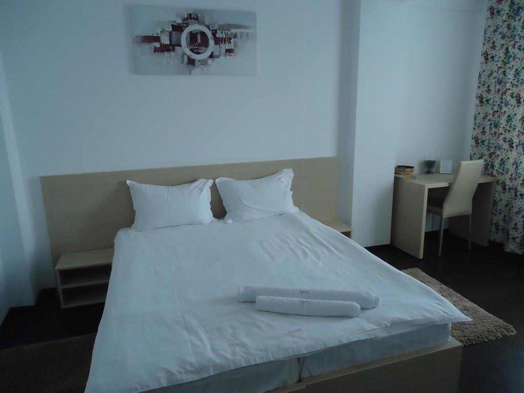 Hotel Nova Residence Popesti-Leordeni Ngoại thất bức ảnh
