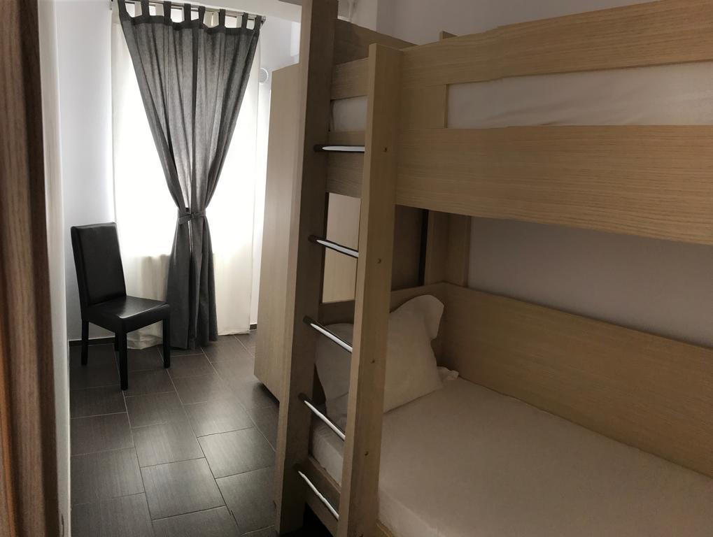 Hotel Nova Residence Popesti-Leordeni Ngoại thất bức ảnh