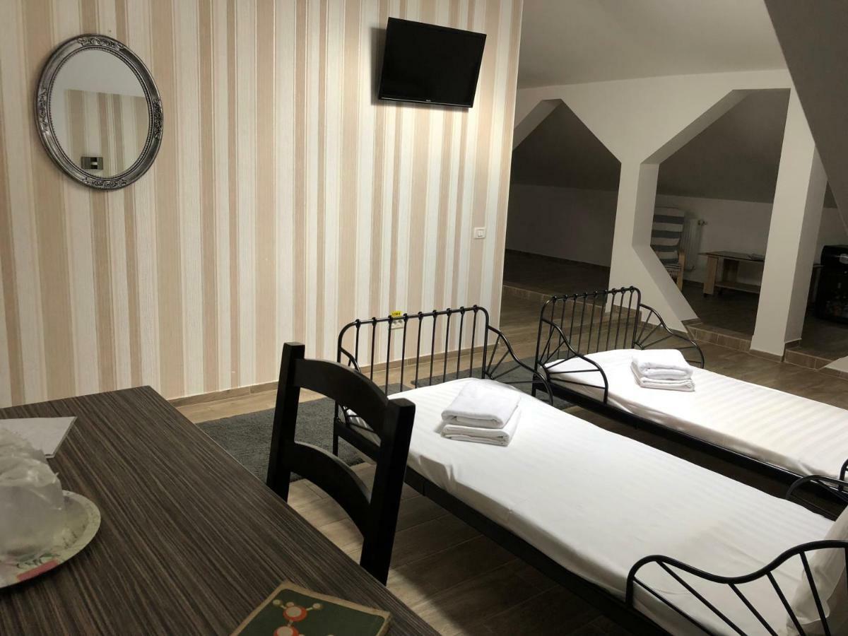 Hotel Nova Residence Popesti-Leordeni Ngoại thất bức ảnh