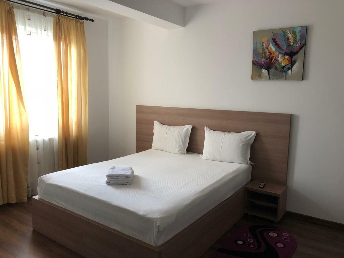 Hotel Nova Residence Popesti-Leordeni Ngoại thất bức ảnh