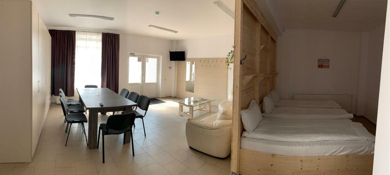 Hotel Nova Residence Popesti-Leordeni Ngoại thất bức ảnh