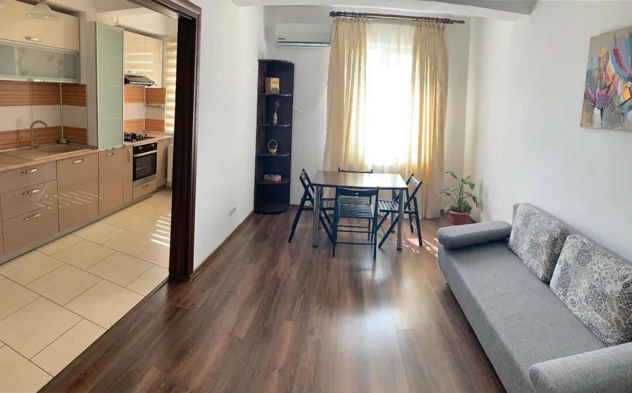Hotel Nova Residence Popesti-Leordeni Ngoại thất bức ảnh